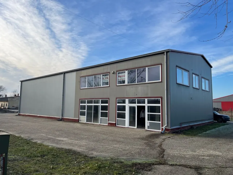 Kiadó raktár – Derecske, 600 m², 600 000 Ft/hó 4