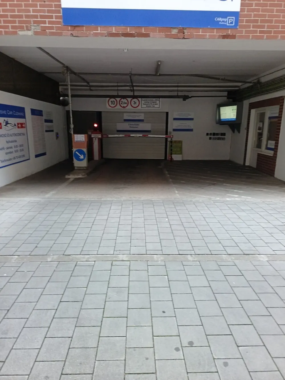 Kiadó garázs Józsefvárosban – 15 m², 30 000 Ft/hó 3