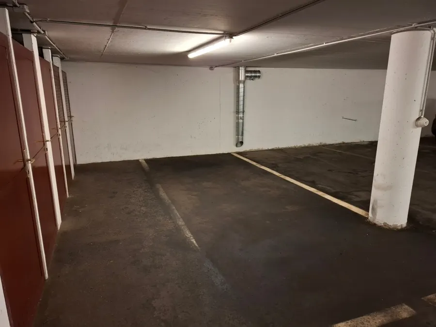 Kiadó garázs Angyalföldön – 16 m², 35 000 Ft/hó 2
