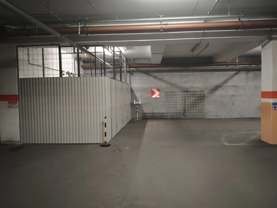 Kiadó tároló Józsefvárosban – 4 m², 20 000 Ft/hó 1