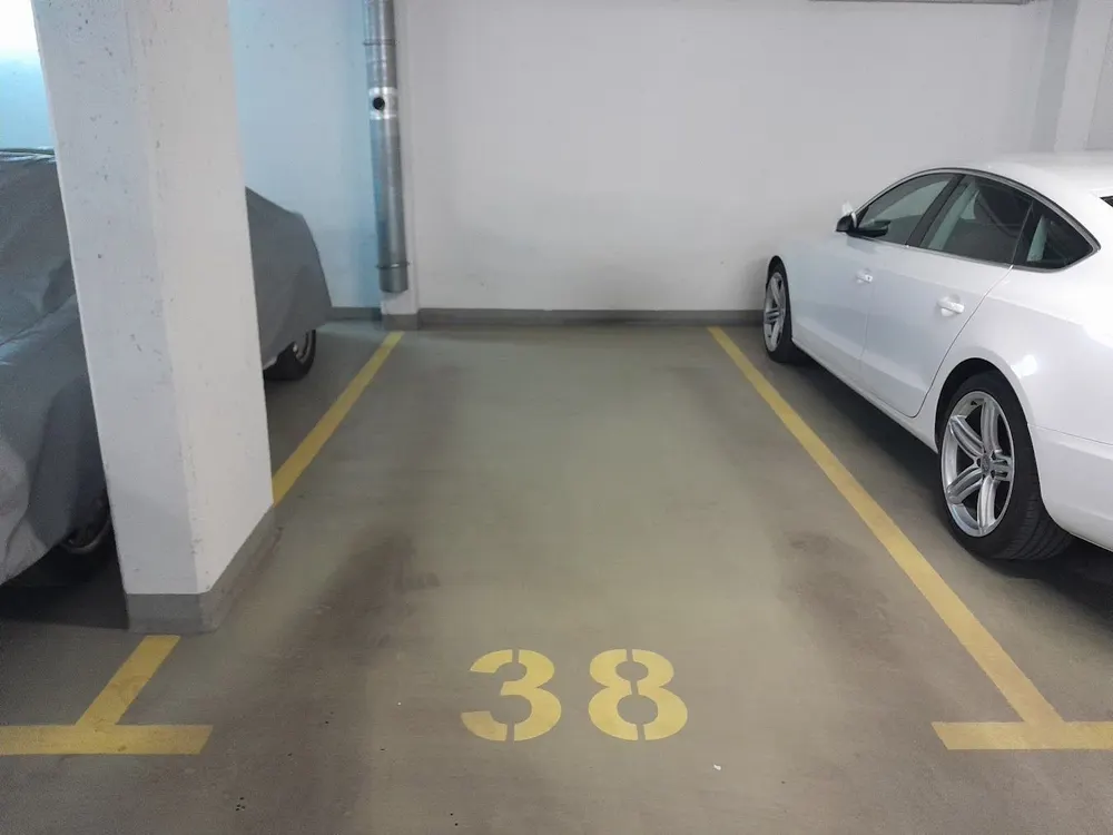 Kiadó garázs Angyalföldön – 13 m², 28 000 Ft/hó
