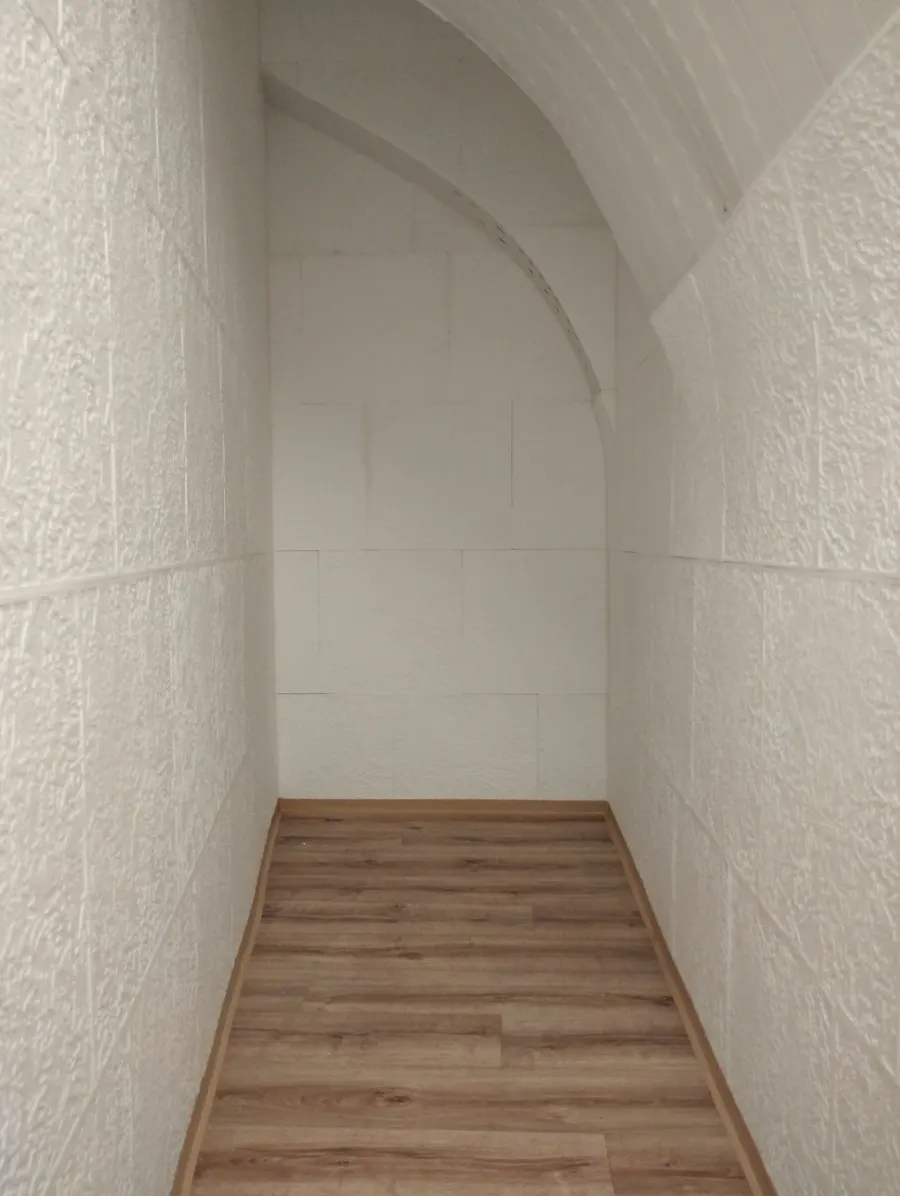 Kiadó tároló Terézvárosban – 4 m², 18 000 Ft/hó 7