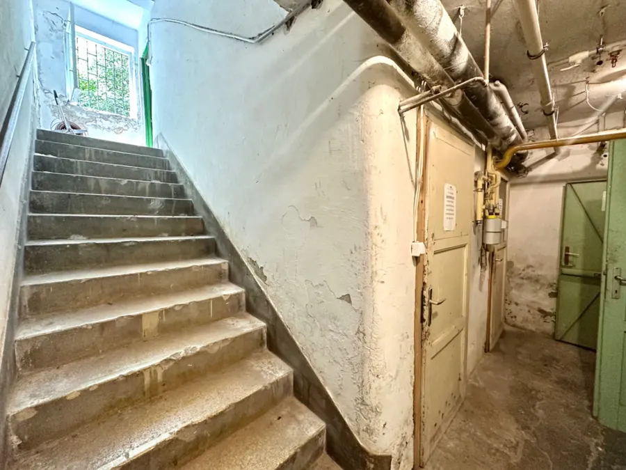 Kiadó raktár Erzsébetvárosban – 30 m², 60 000 Ft/hó 4