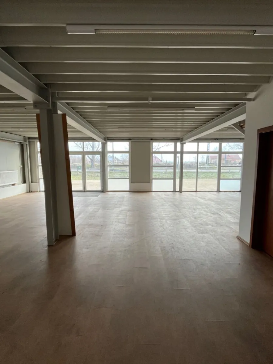 Kiadó raktár – Derecske, 600 m², 600 000 Ft/hó 6