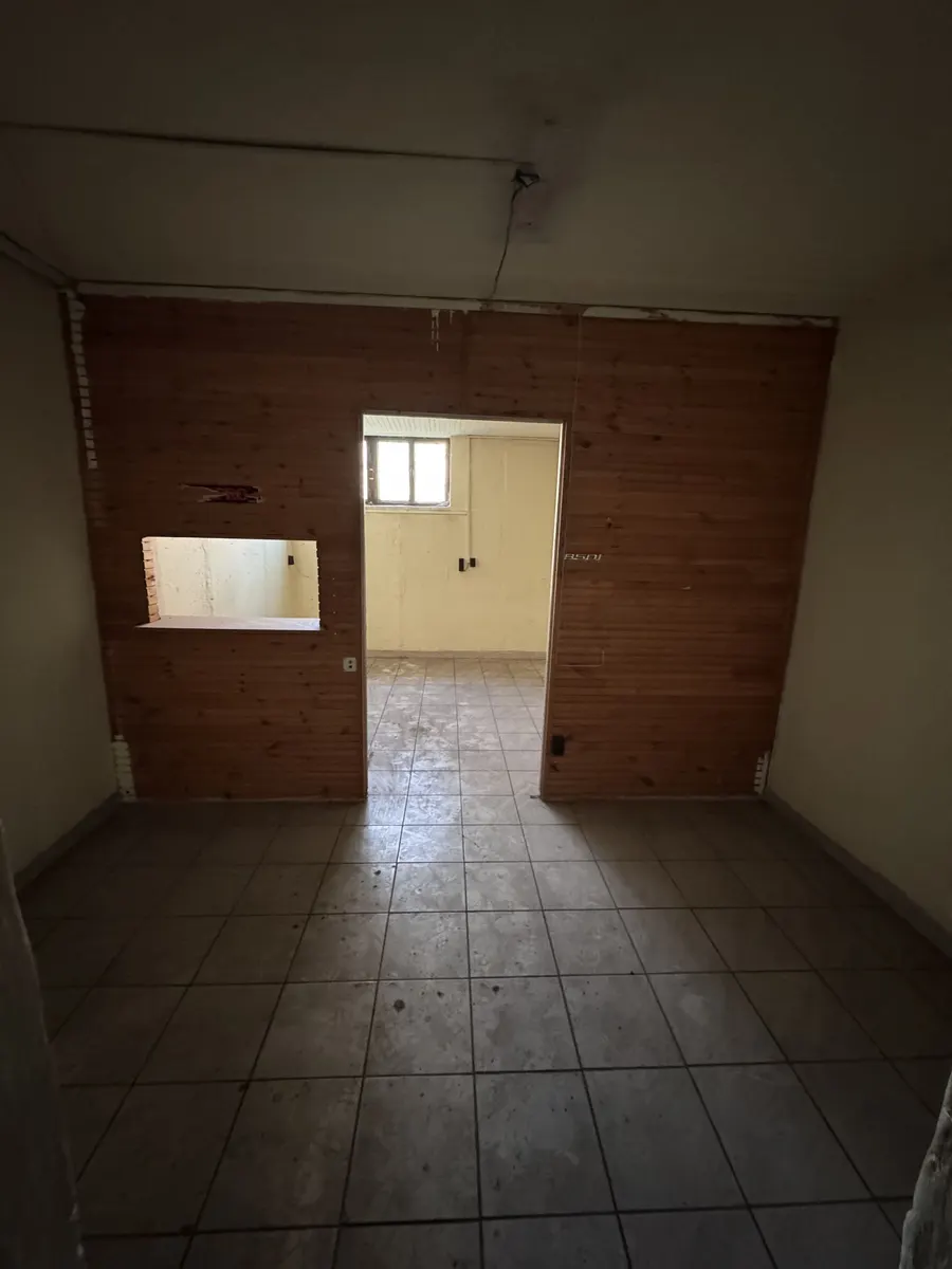 Kiadó raktár Zuglóban – 20 m², 30 000 Ft/hó 4