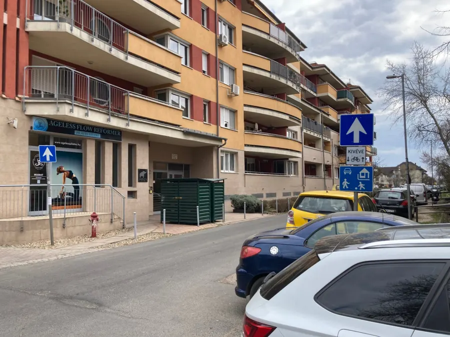 Kiadó garázs Pestszentlőrincen – 12 m², 20 000 Ft/hó 5