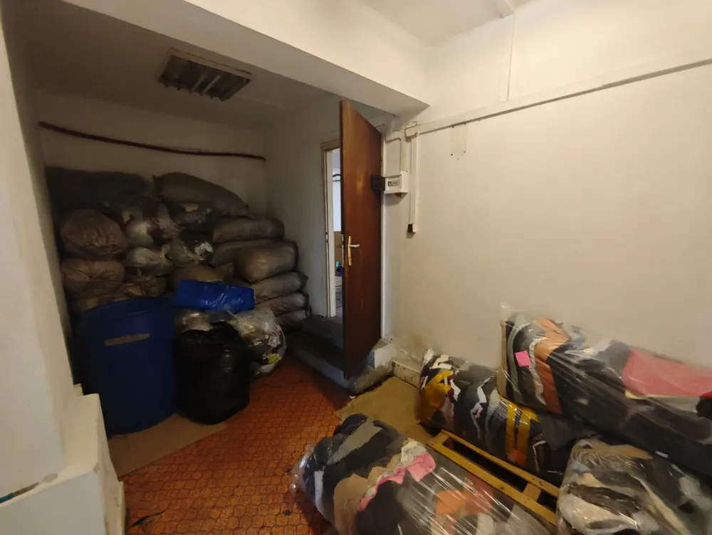 Kiadó raktár Csepelen – 65 m², 100 000 Ft/hó 3